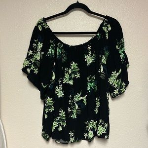 Light and flowy. Perfect for a summer evening